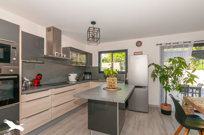 Vente Maison MEZE - 5 pièces -98 m² - (34140)