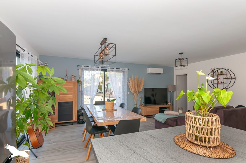 Vente Maison MEZE - 5 pièces -98 m² - (34140)