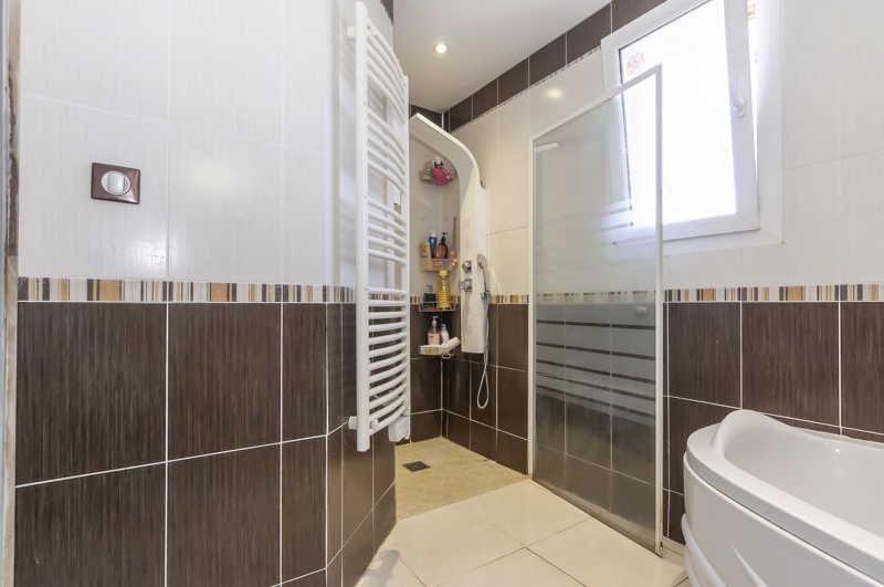 Vente Maison AGDE - 6 pièces -104 m² - (34300)