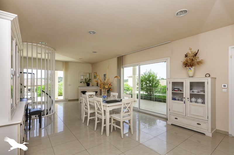 Vente Maison PUISSALICON - 5 pièces -152 m² - (34480)