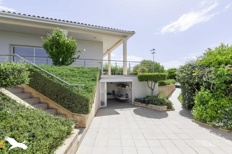 Vente Maison PUISSALICON - 5 pièces -152 m² - (34480)