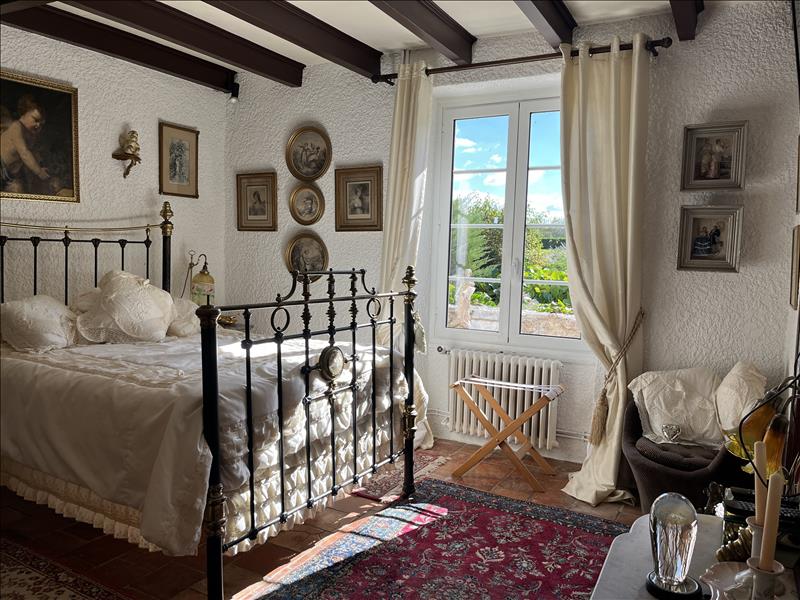 Vente Maison LOUBES BERNAC - 8 pièces -310 m² - (47120)