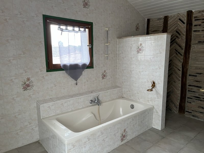 Vente Maison SOUMENSAC - 11 pièces -359 m² - (47120)