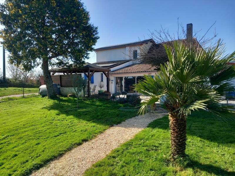 Vente Maison ST JEAN DE DURAS - 5 pièces -173 m² - (47120)
