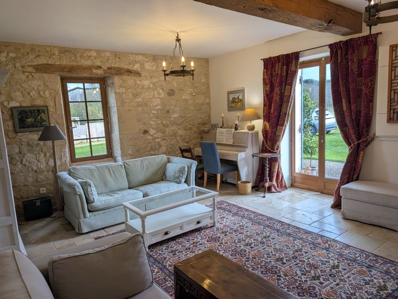 Vente Maison ESCLOTTES - 9 pièces -302 m² - (47120)