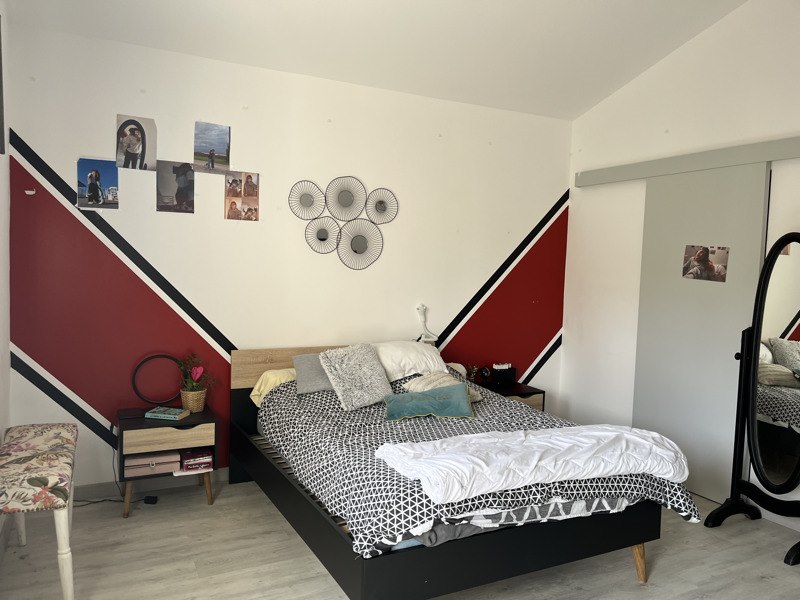 Vente Maison CAZAUGITAT - 8 pièces -268 m² - (33790)