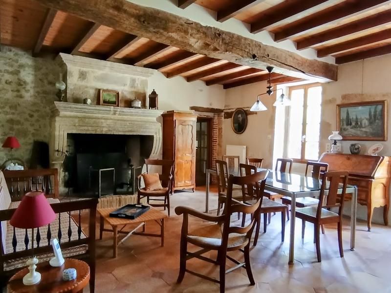 Vente Maison STE COLOMBE DE DURAS - 6 pièces -197 m² - (47120)