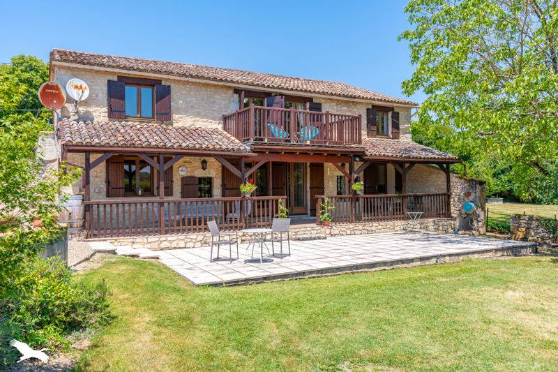 Vente Maison Saint-Sernin - 8 pièces -240 m² - (47120)