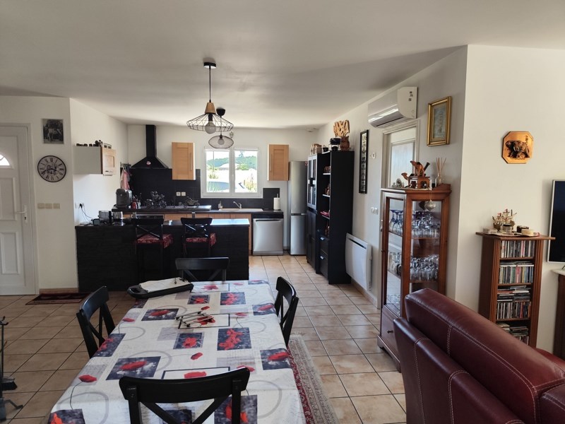 Vente Maison COURS DE MONSEGUR - 5 pièces -100 m² - (33580)