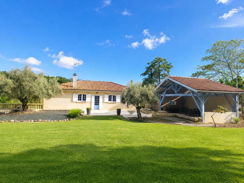 Vente Maison ST VIVIEN DE MONSEGUR - 5 pièces -104 m² - (33580)