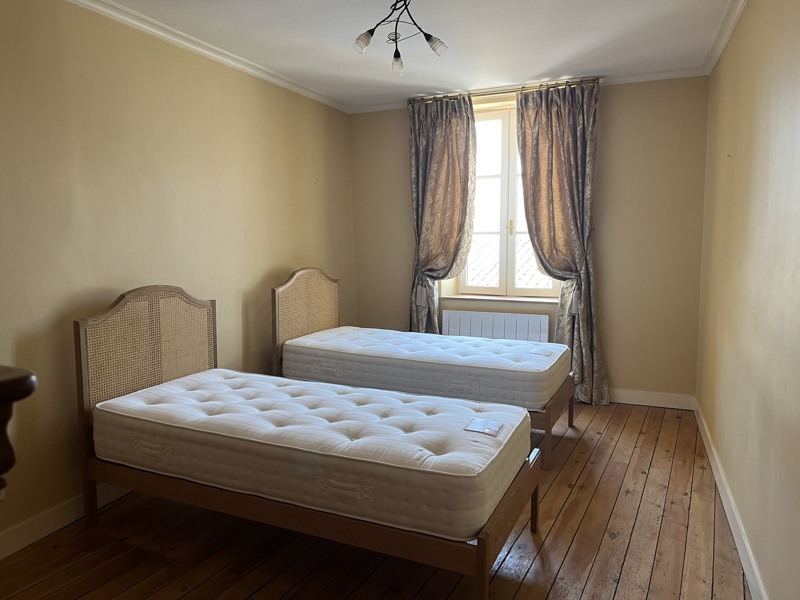 Vente Maison Pellegrue - 4 pièces -140 m² - (33790)