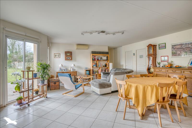 Vente Maison MIRAMONT DE GUYENNE - 7 pièces -218 m² - (47800)