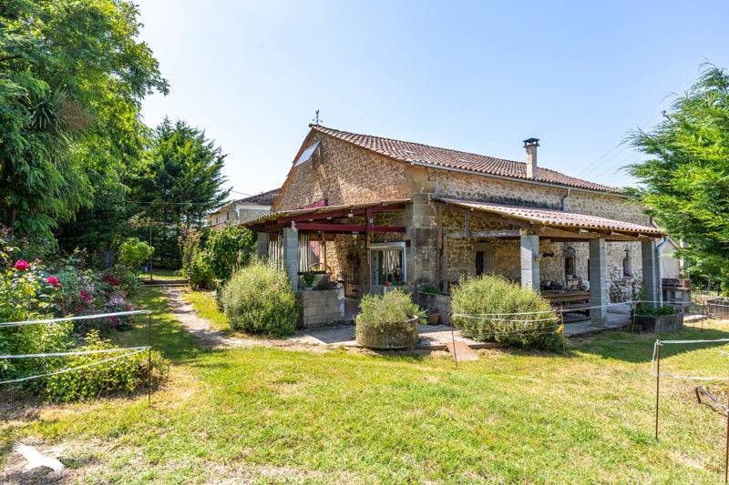 Vente Maison MONTIGNAC DE LAUZUN - 4 pièces -236 m² - (47800)