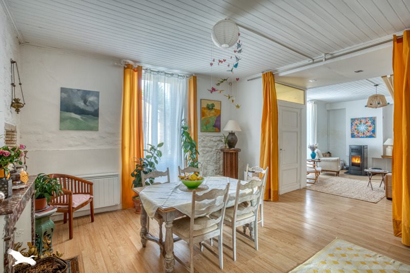 Vente Maison SEYCHES - 6 pièces -187 m² - (47350)
