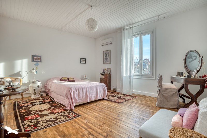 Vente Maison SEYCHES - 6 pièces -187 m² - (47350)