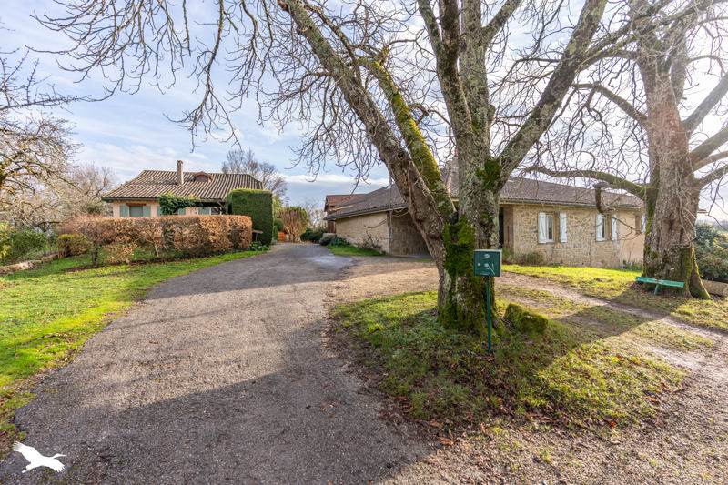 Vente Maison BOURGOUGNAGUE - 15 pièces -568 m² - (47410)