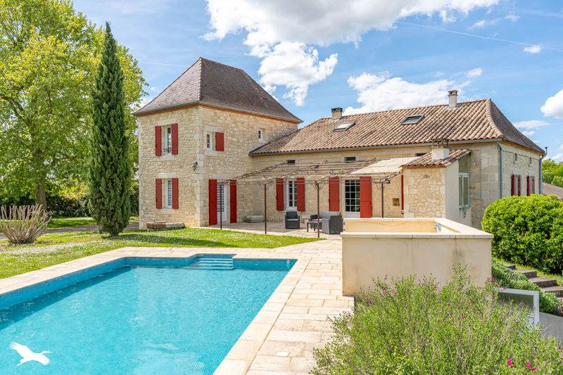 Vente Maison MONVIEL - 9 pièces -223 m² - (47290)
