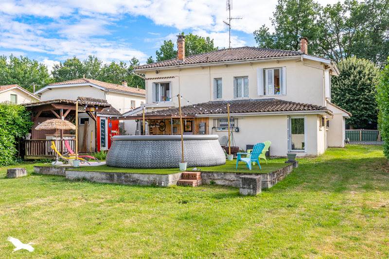 Vente Maison MIRAMONT DE GUYENNE - 7 pièces -169 m² - (47800)