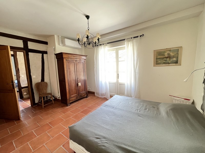 Vente Maison LAVERGNE - 7 pièces -204 m² - (47800)