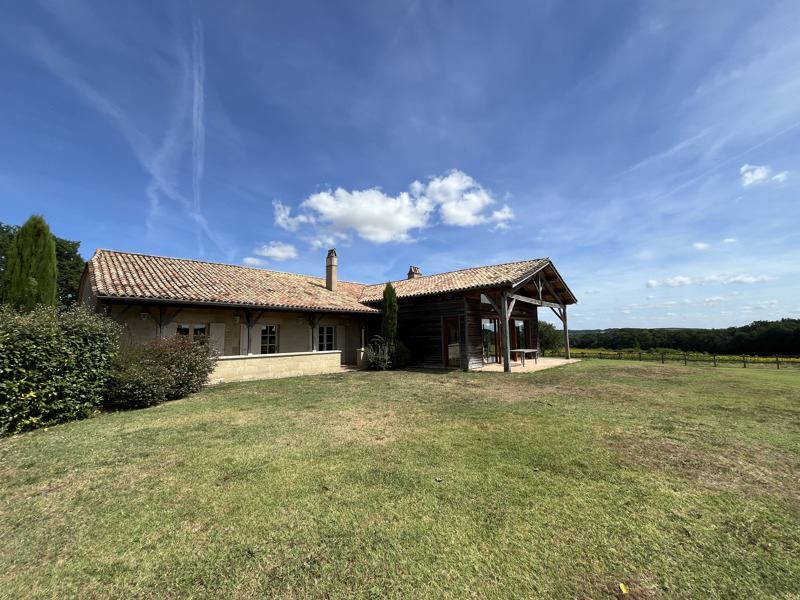 Vente Maison LAVERGNE - 7 pièces -204 m² - (47800)