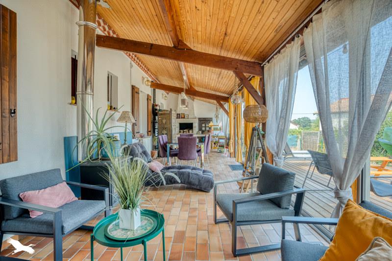 Vente Maison Saint-Pardoux-Isaac - 8 pièces -225 m² - (47800)