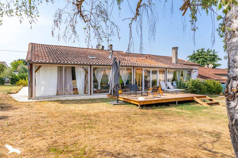 Maison 8 pièces 225 m² · à Saint-Pardoux-Isaac · 225 m² · 179 655 €
