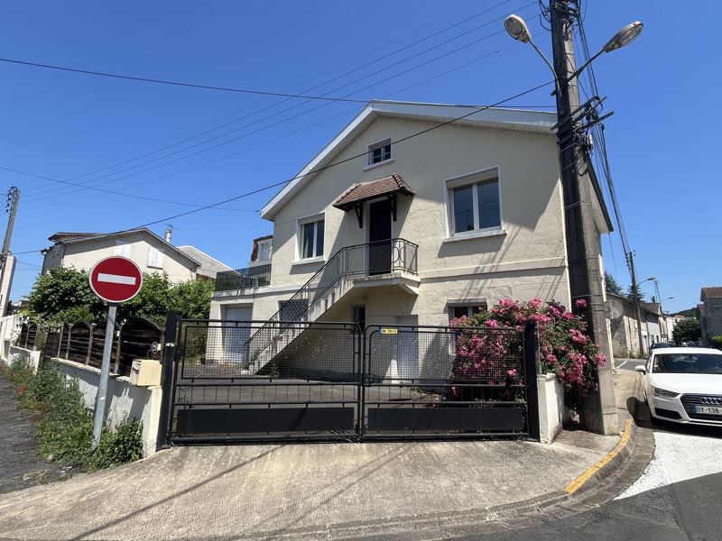 Vente Maison PERIGUEUX - 4 pièces -134 m² - (24000)