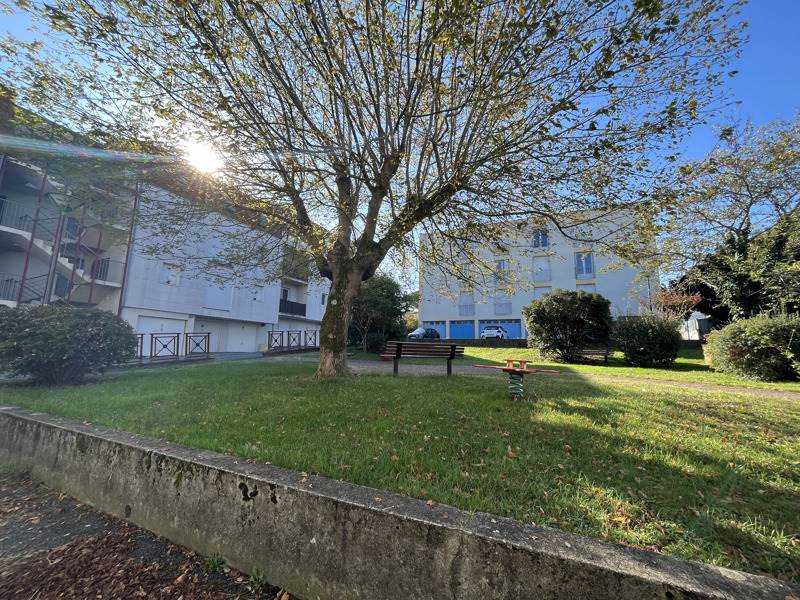 Vente Appartement COULOUNIEIX CHAMIERS - 3 pièces -78 m² - (24660)