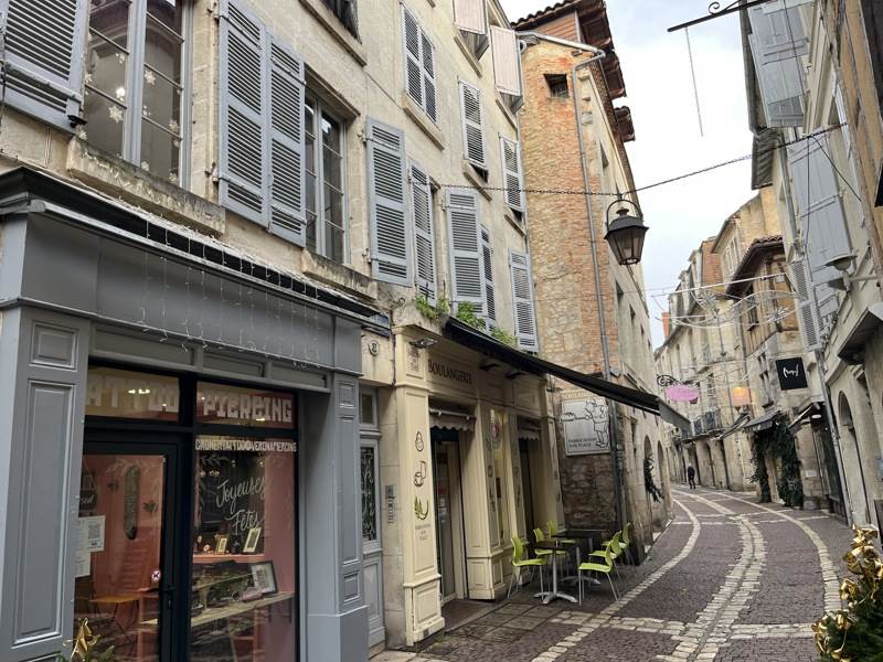 Vente Immeuble PERIGUEUX - -  550 m² - (24000)