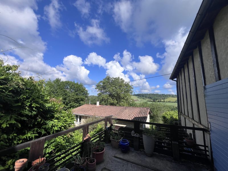 Vente Maison CHATEAU L EVEQUE - 3 pièces -91 m² - (24460)