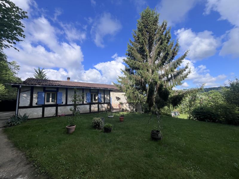Vente Maison CHATEAU L EVEQUE - 3 pièces -91 m² - (24460)