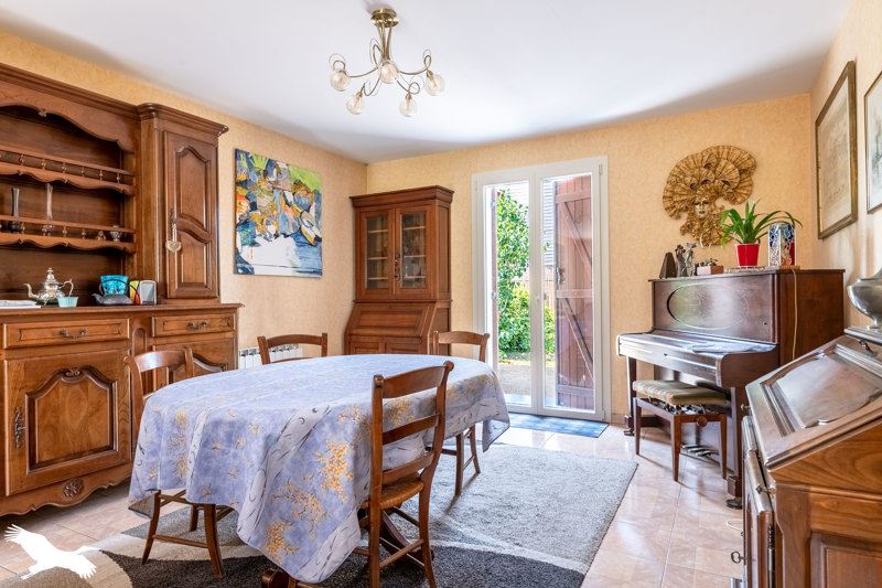 Vente Maison MARSAC SUR L ISLE - 7 pièces -175 m² - (24430)