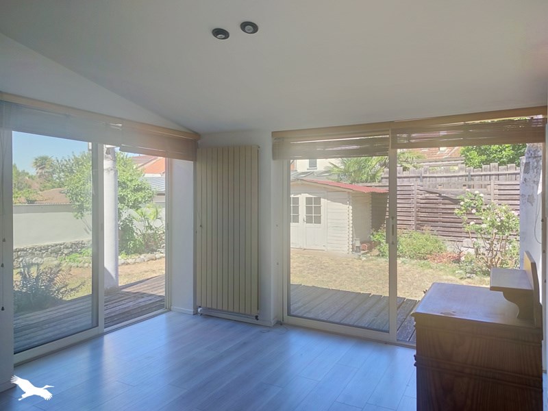 Vente Maison PERIGUEUX - 8 pièces -263 m² - (24000)