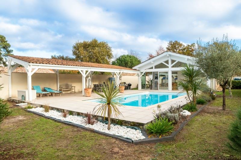 Vente Maison PESSAC - 7 pièces -175 m² - (33600)