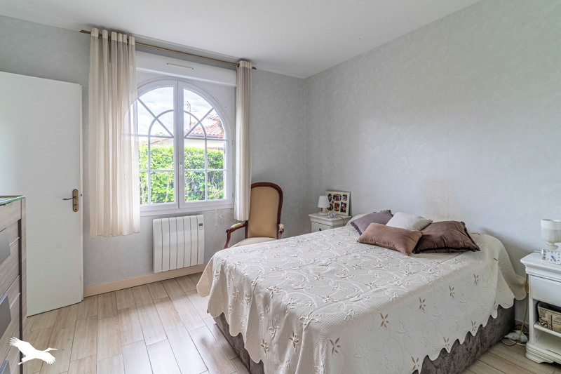 Vente Maison PESSAC - 7 pièces -218 m² - (33600)