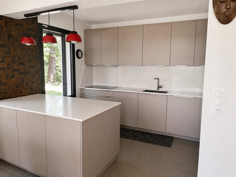 Vente Appartement PESSAC - 3 pièces -84 m² - (33600)