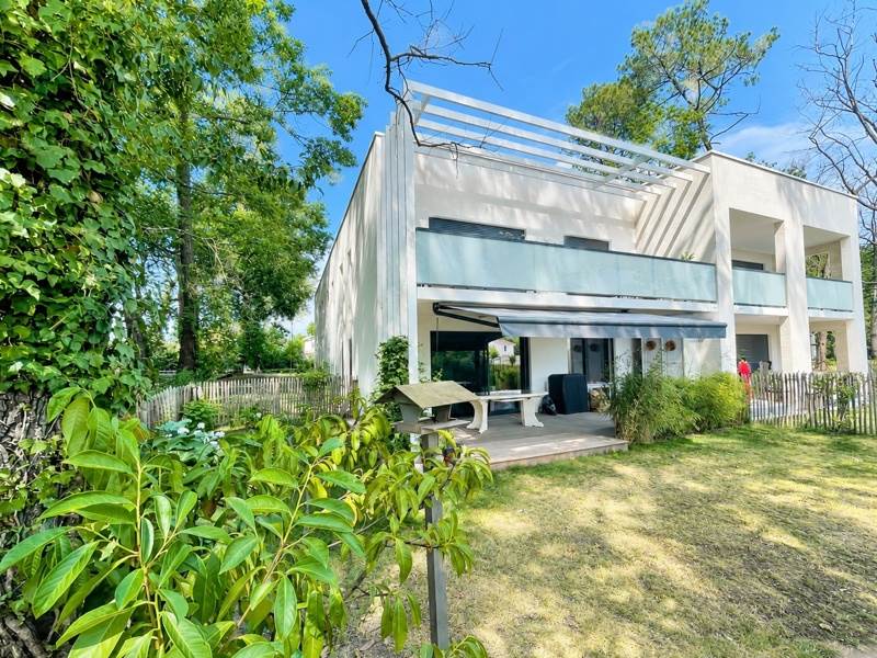 Vente Appartement PESSAC - 3 pièces -84 m² - (33600)