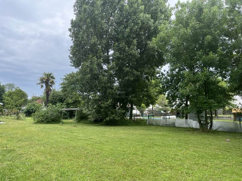 Vente Terrain PESSAC - -1002 m² - (33600)