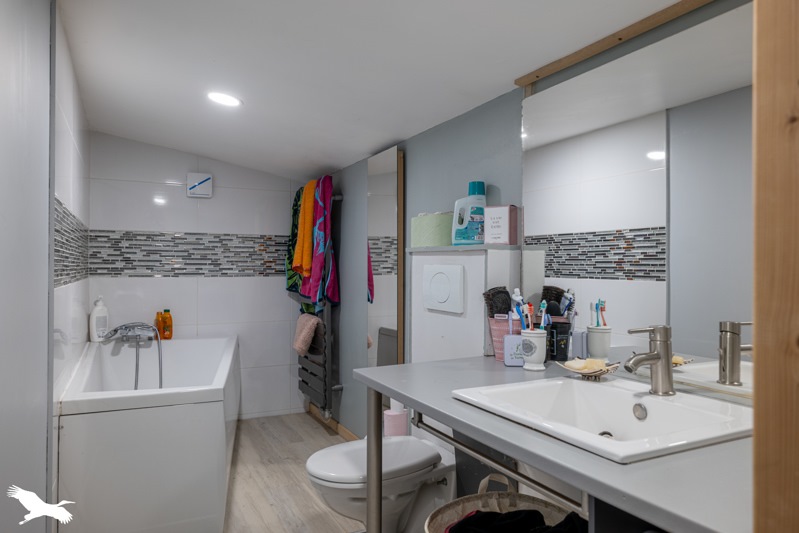 Vente Maison ST LOUP - 7 pièces -193 m² - (17380)