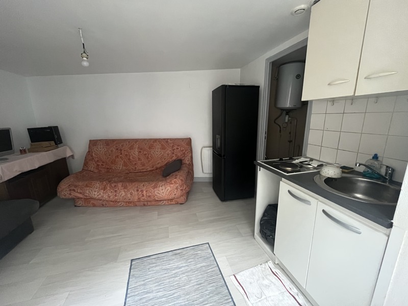 Vente Immeuble ST JEAN D ANGELY - -  188 m² - (17400)