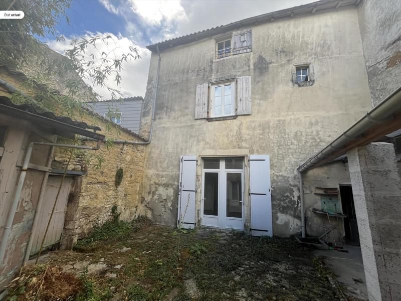 Vente Immeuble ST JEAN D ANGELY - -  188 m² - (17400)