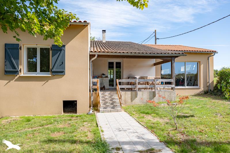 Vente Maison GRANDJEAN - 7 pièces -160 m² - (17350)