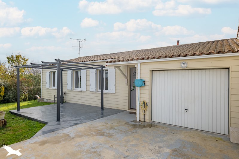 Vente Maison ST LOUP - 4 pièces -85 m² - (17380)