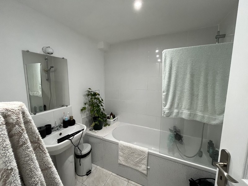 Vente Immeuble ST JEAN D ANGELY - -  177 m² - (17400)
