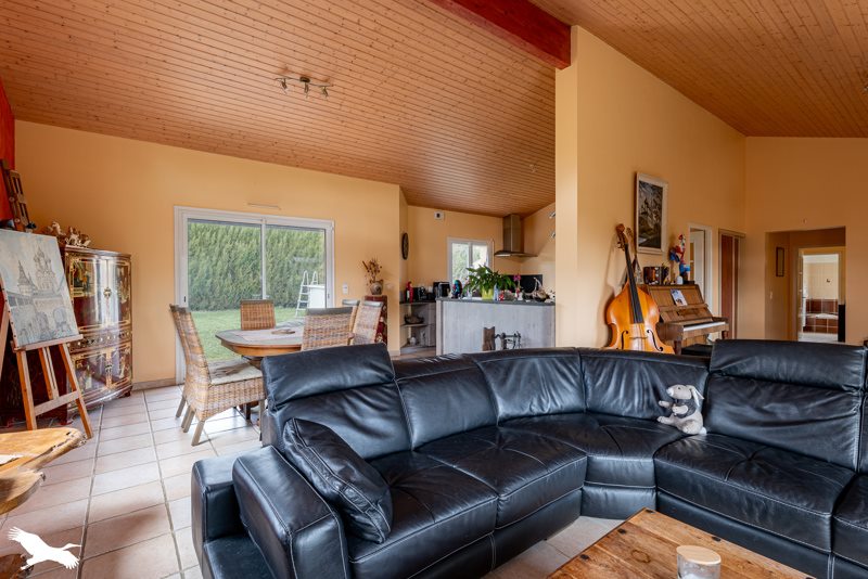 Vente Maison NUAILLE SUR BOUTONNE - 4 pièces -138 m² - (17470)
