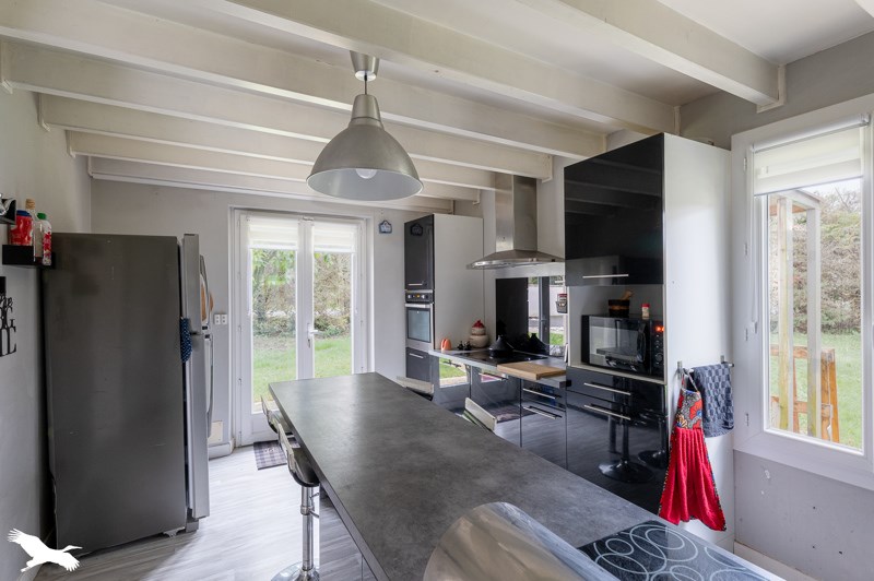 Vente Maison LA VERGNE - 7 pièces -178 m² - (17400)
