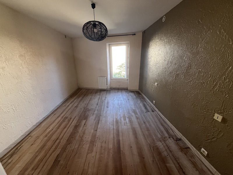 Vente Immeuble ST JEAN D ANGELY - -  222 m² - (17400)