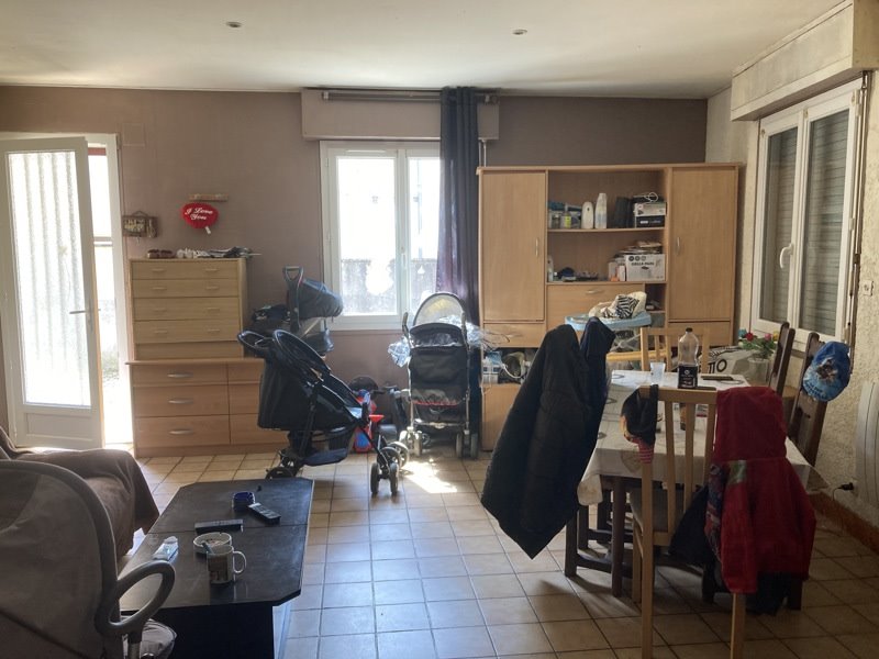 Vente Immeuble ST JEAN D ANGELY - -  222 m² - (17400)
