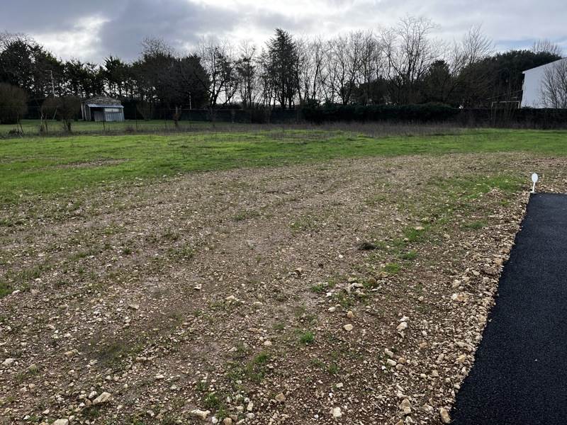Vente Terrain VERVANT - -817 m² - (17400)