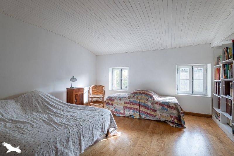 Vente Maison LOZAY - 5 pièces -158 m² - (17330)